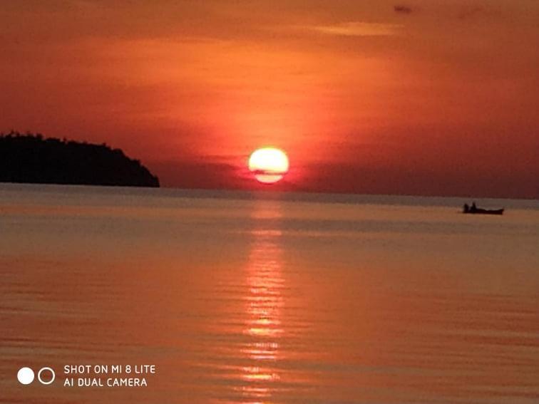 Sunset Beach Batudaka Εξωτερικό φωτογραφία